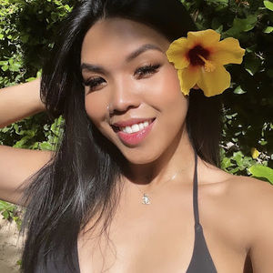 Meet your Posher, Astrid joelle